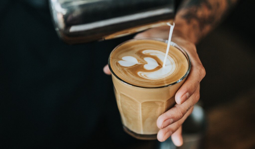 FLAT WHITE